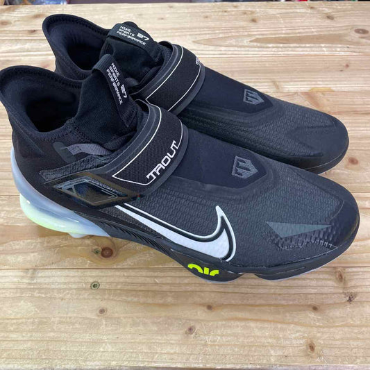 NEW! NIKE TROUT BASEBALL CLEATS 11.5 MENS