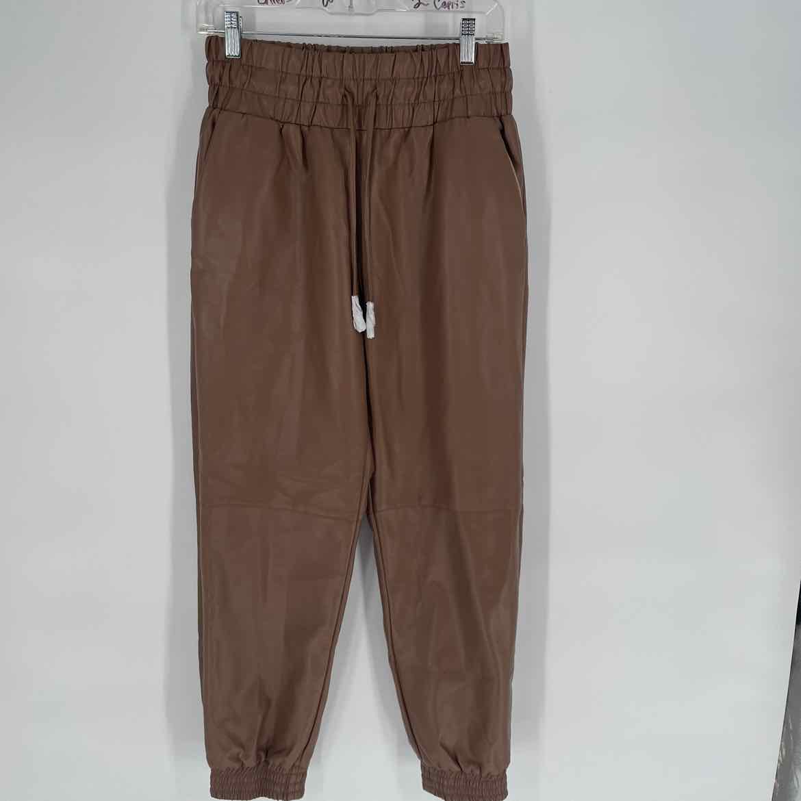 NEW! DO BE BROWN FAUX LEATHER JOGGERS M