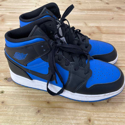 AIR JORDAN MID SIZE 5.5Y