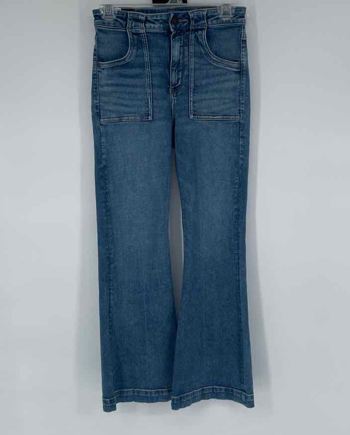 AMERICAN EAGLE SUPER HI-RISE FLARE 4 SHORT