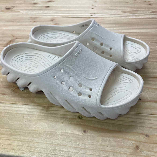 CROCS CREAM SLIDES 8