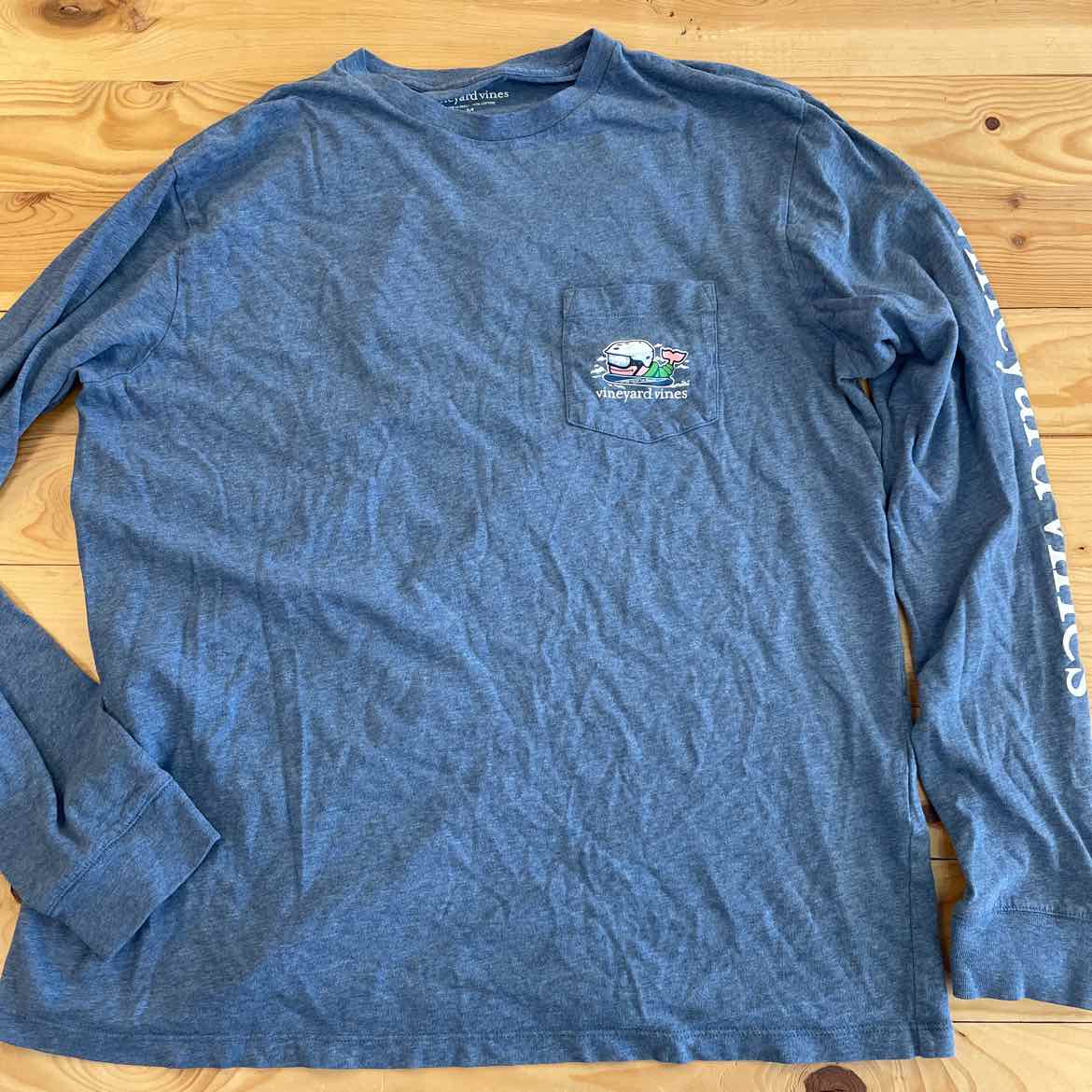 VINEYARD VINES SNOW BOARDING SHIRT M