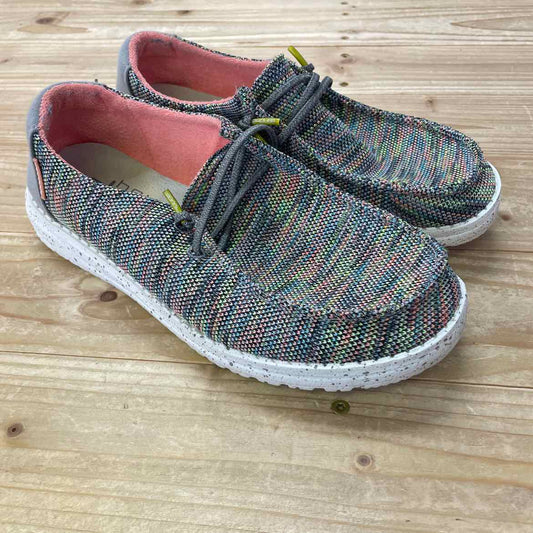 HEY DUDE WENDY  SHOES 6