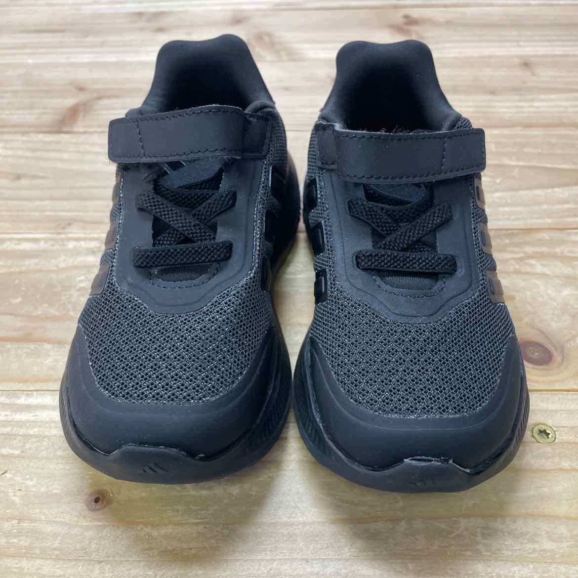 ADIDAS TENNIS SHOES 8 BOYS