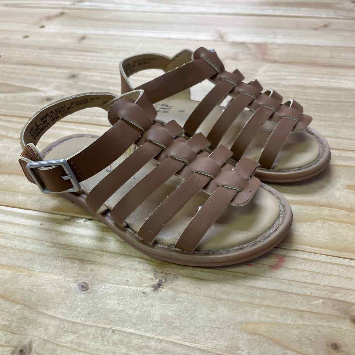 GAP SANDALS 6C