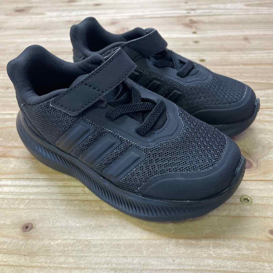 ADIDAS TENNIS SHOES 8 BOYS