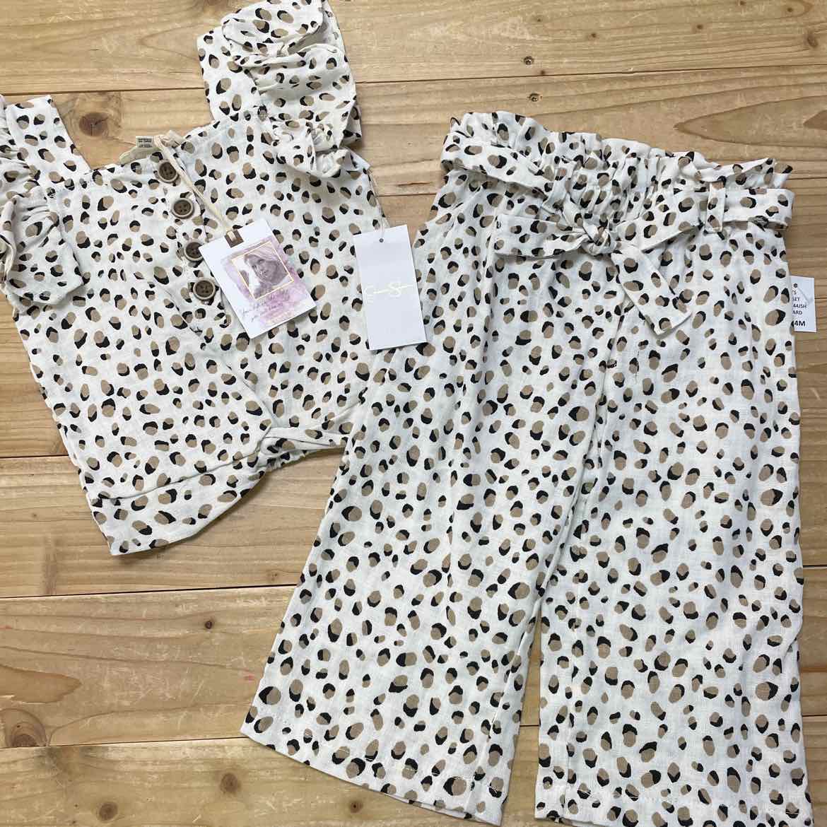 NEW! JESSICA SIMPSON OUTFIT 24 MOS