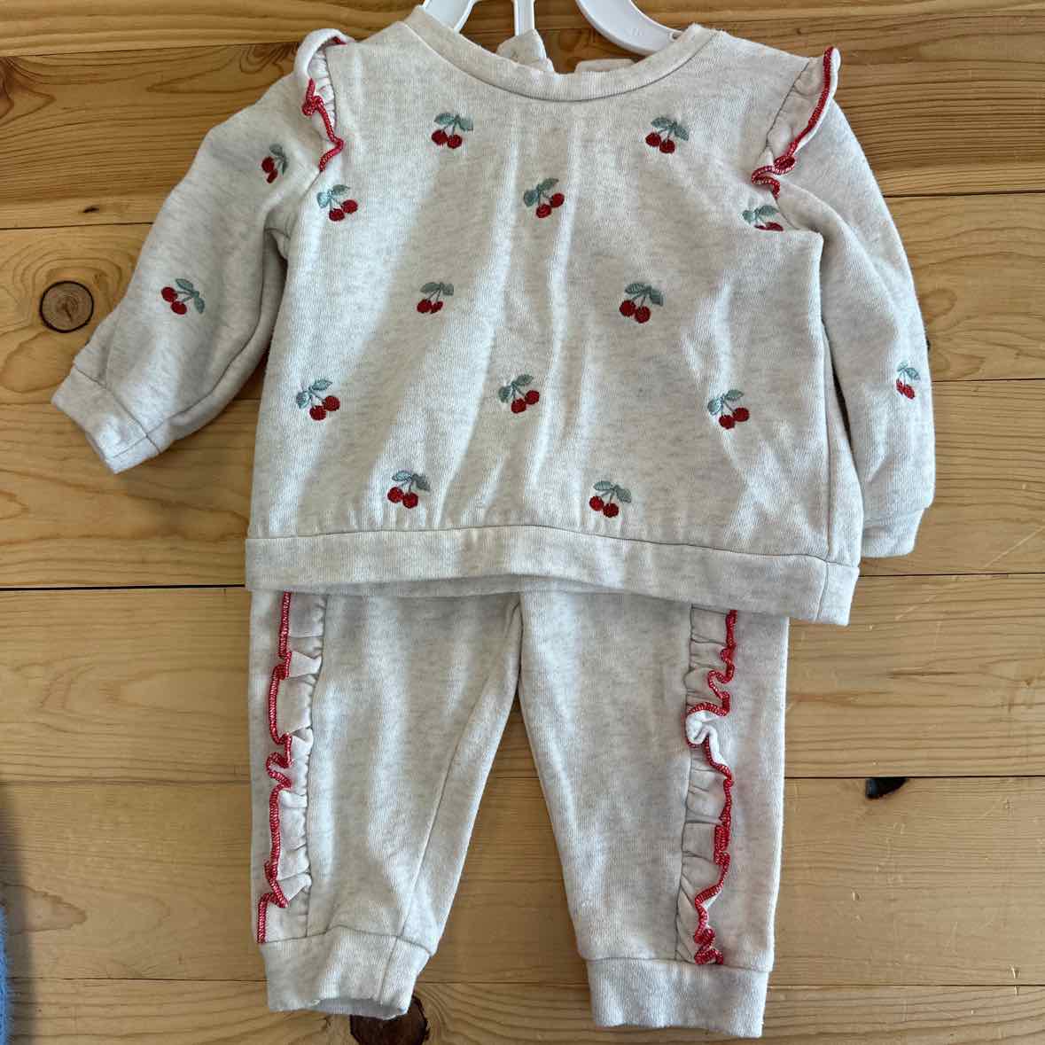 NICOLE MILLER OUTFIT 6-9 MOS