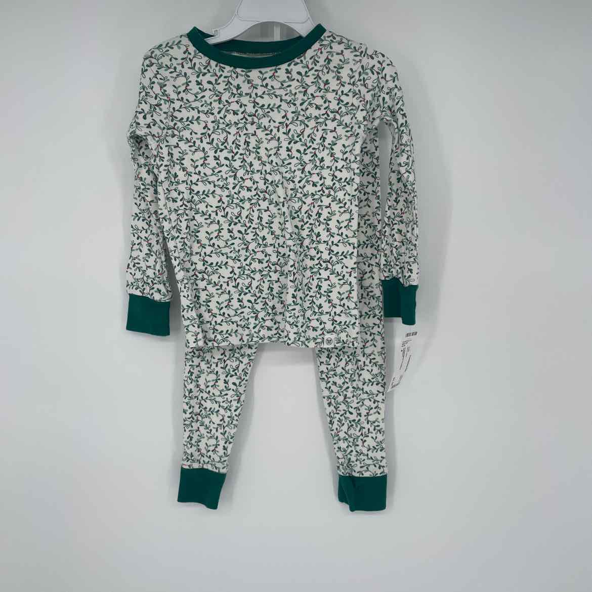 HONEST CO CHRISTMAS PAJAMAS 4T
