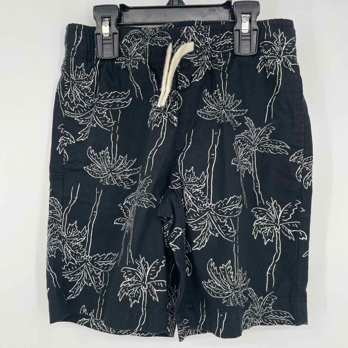 NEW! OLD NAVY SHORTS 6-7