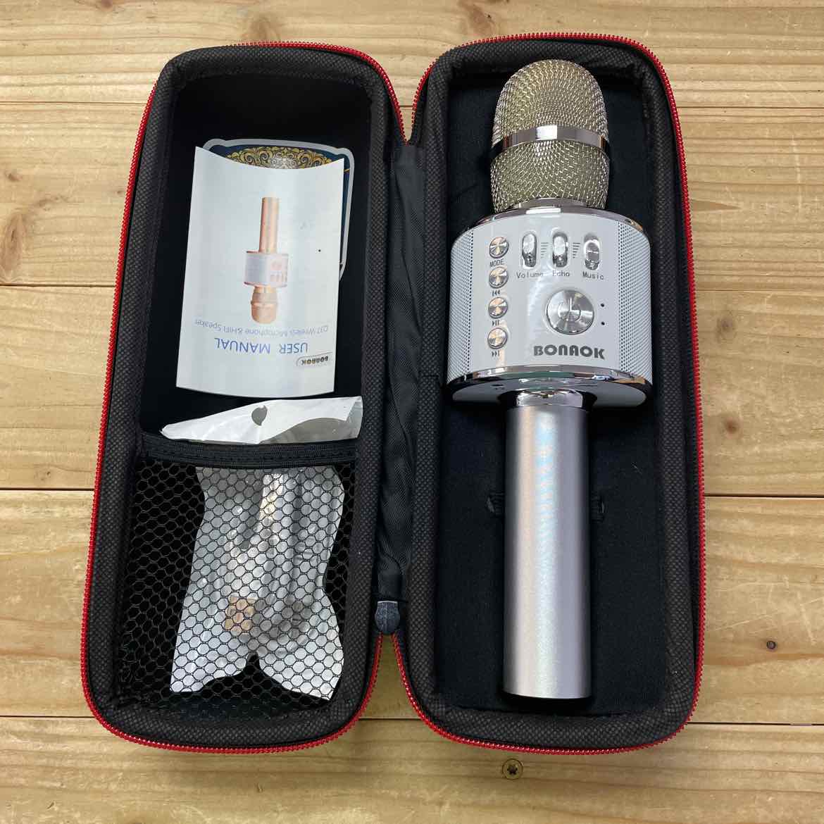 BONAOK BLUETOOTH  KARAOKE MICROPHONE