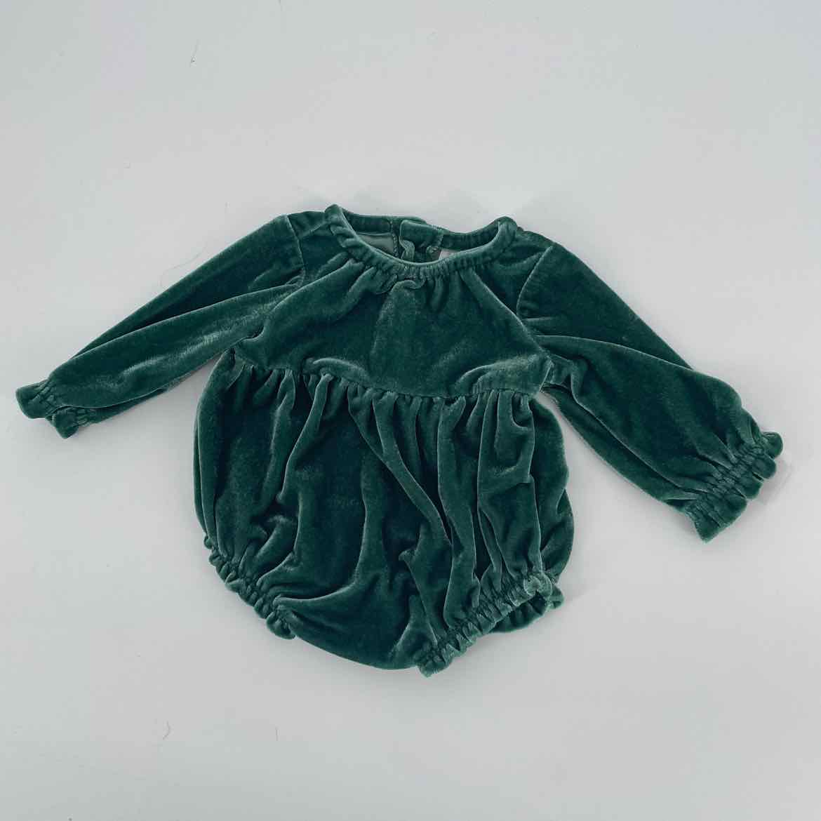 CAT & JACK GREEN VELVET 1PC NEWBORN