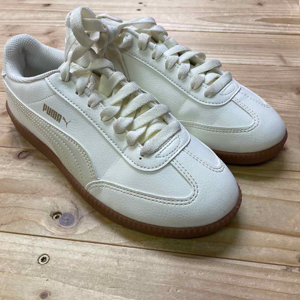 NEW! PUMA SHOES 7