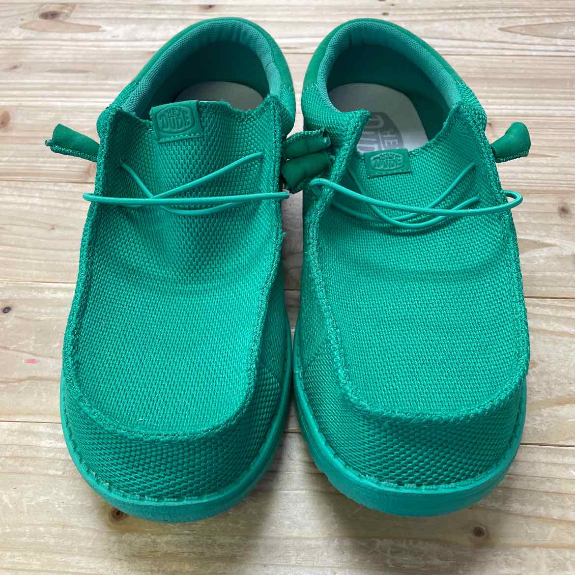 HEY DUDE WALLY GREEN SHOES 11