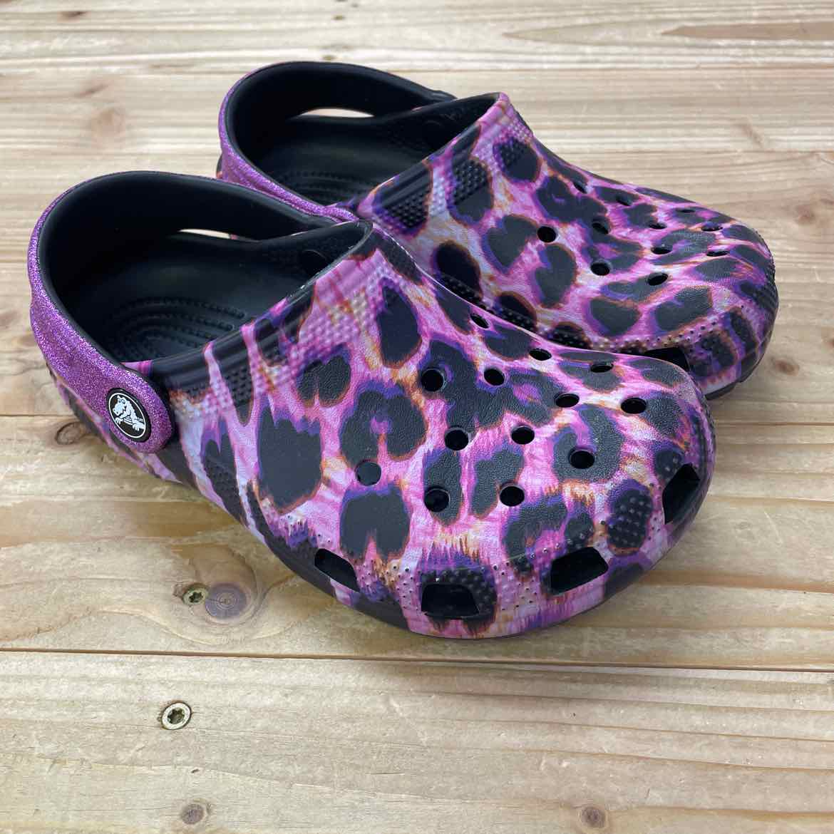 CROCS SHOES J1