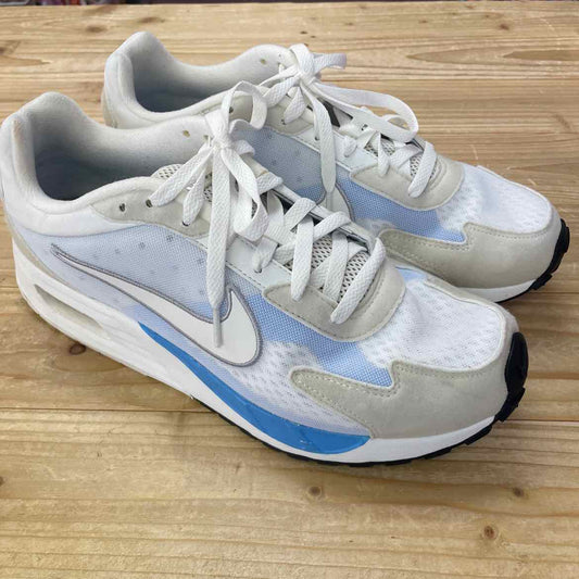 NIKE SHOES 11.5